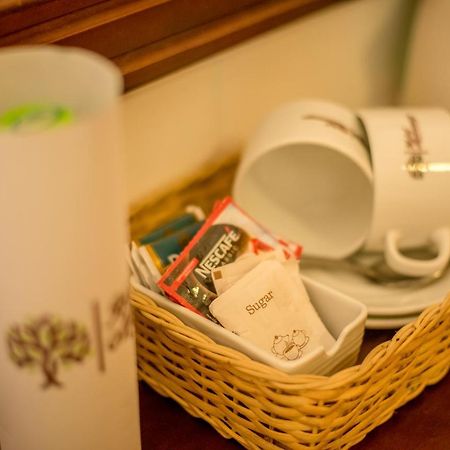 Mahanuge Hotel Полоннарува Экстерьер фото