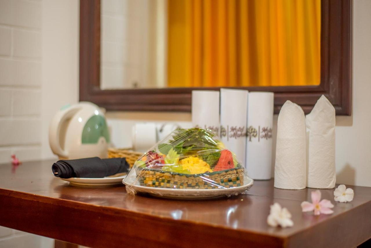 Mahanuge Hotel Полоннарува Экстерьер фото